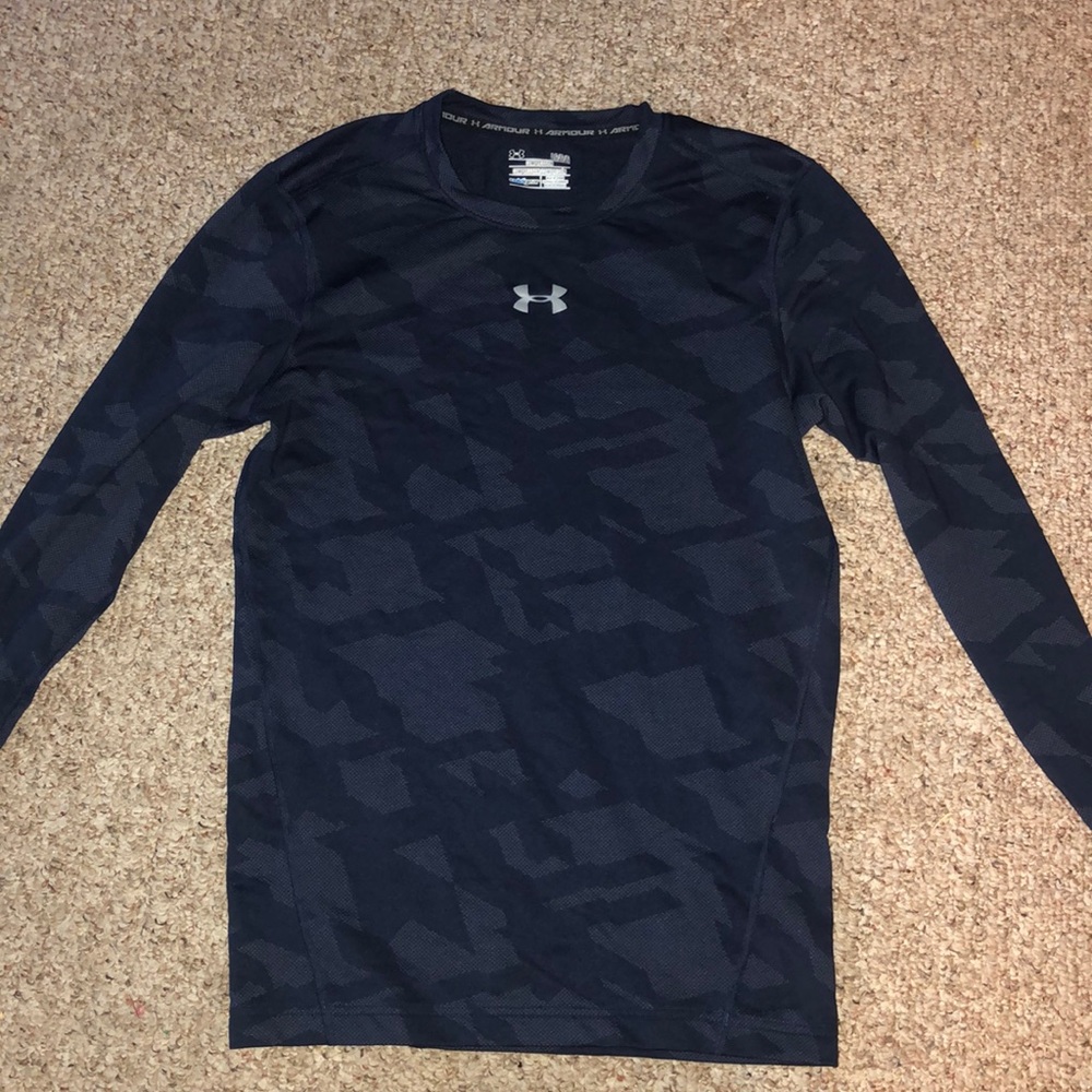 Under Armour navy blue compression shirt
